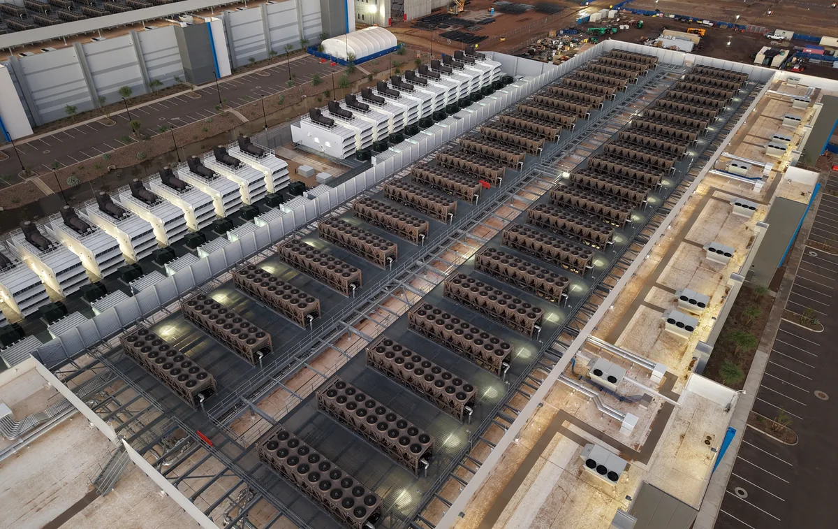 Roof of a data center with cooling towers and backup generators (file photo)
