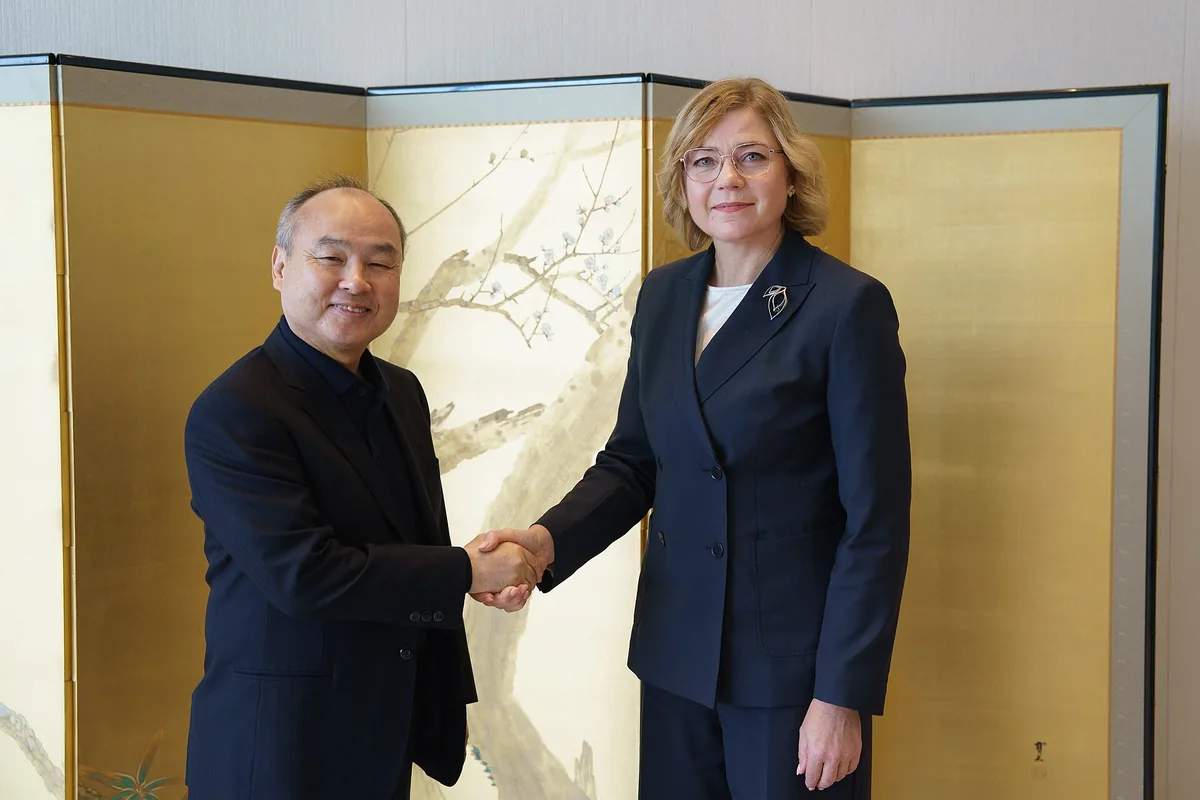 File photo related to SoftBank / Tokyo finance skyline